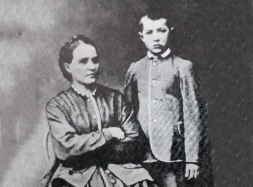 Паўліна Кандратовчі з сынам Уладзіславам﻿