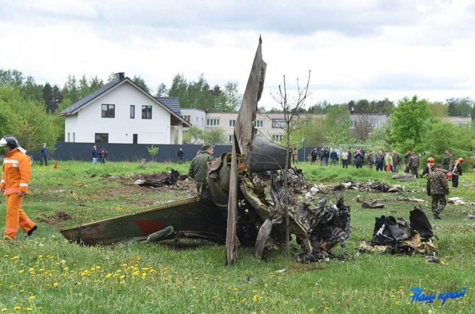 ﻿У Беларусі затрымана больш за 20 чалавек за абразы ў адрас загінулых
лётчыкаў у выніку падзення Як-130 у Баранавічах.
