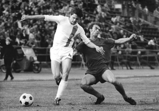 ﻿Айгендорф (злева), які выступаў за BFC «Dynamo» ў 1975 годзе. Фота: Thomas Lehmann ﻿