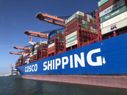cosco_shipping_port_of_rotterdam_696x522.jpg