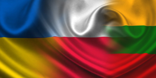 ukraine_poland_lithuania_flags.jpg