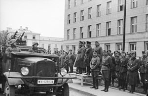 Парад 1939 у Брэсце нямецкіх і савецкіх вайскоўцаў
