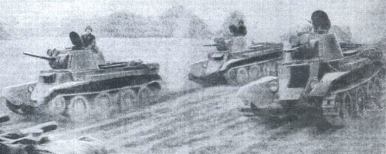 Савецкія танкі ў раёне Радашковічаў