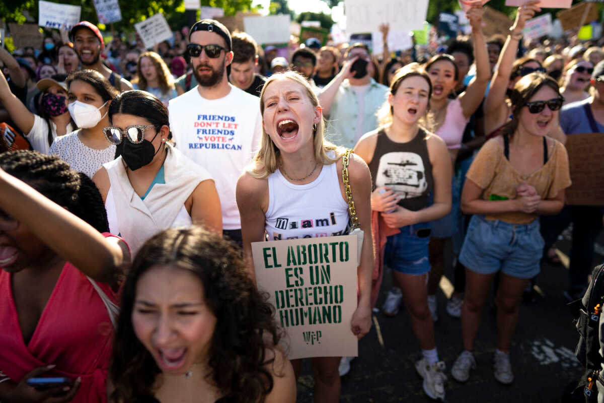 Пратэсты ў ЗША супраць забароны абортаў. Фота: AP
