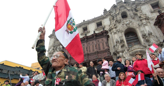 Выбары ў Перу: Гітлер супраць Леніна