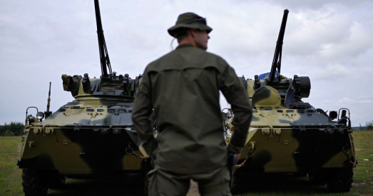 Расія працягвае сцягваць войскі да мяжы з Украінай — CNN