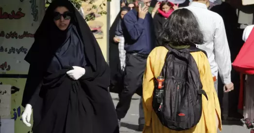 Іранскі парламент прыняў закон «Аб хіджабе і цнатлівасці»