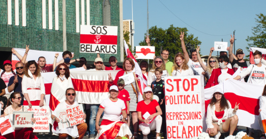 Беларусы Эйндховена зладзілі акцыю салідарнасці (фота)