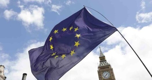 Палата лордаў прыняла праўкі ў закон аб выхадзе з ЕС, якія ўскладняць Brexit
