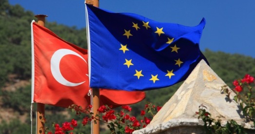 ЕС прапануе Турцыі грошы за вырашэнне крызісу