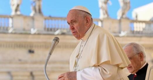 Папа Рымскі Францішак: Трэцяя сусветная вайна ўжо абвешчаная