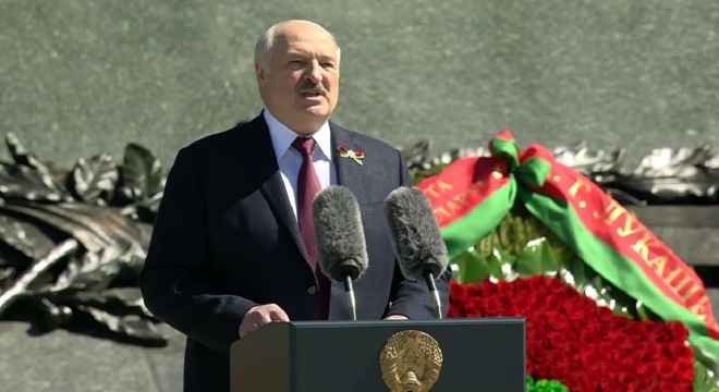 Лукашэнка: Ні юрыдычна, ні маральнага права беларусы не маюць не падтрымліваць Расію