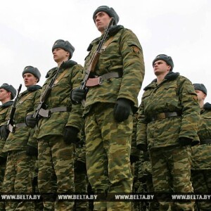 Беларусы падпісваюць петыцыю за адтэрміноўку студэнтам ад войска