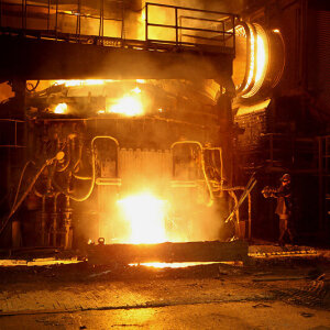 Беларускаму металургічнаму заводу пагражае дэфолт, які ﻿можа выклікаць ланцуговую рэакцыю