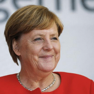 Ангела Меркель не будзе чапляцца за ўладу сінімі пальцамі і пакіне пасаду канцлера Германіі
