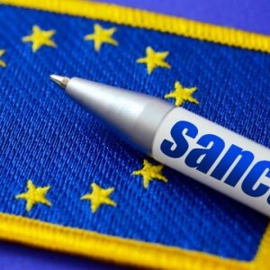 Паслы ЕС узгаднілі восьмы пакет санкцый супраць Расіі, рыхтуецца дзявяты