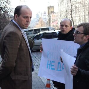 Беларускі дыпламат у Кіеве спрабаваў выклікаць супраць пікетоўцаў паліцыю