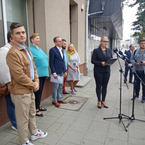 Улады Беластока перадалі беларускім журналістам памяшканне для працы