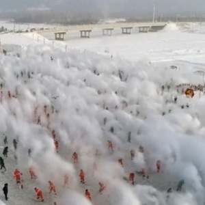 ﻿Снег з кіпеню: Масавы флэшмоб у Кітаі