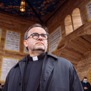 Злачынствы Расіі ва Украіне будзе дакументаваць святар, які 20 гадоў расследуе Халакост