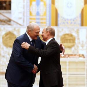 Лукашэнка і Пуцін дамовіліся аб разгортванні сумеснай рэгіянальнай групоўкі войскаў