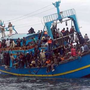 Прэм&#039;ер Італіі патрабуе змяніць міграцыйныя правілы ЕС