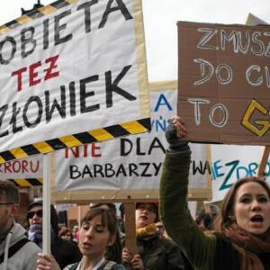 У Польшчы абвешчаны ўсеагульны жаночы страйк