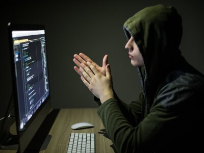 Новыя падрабязнасці кібератакі на Украіну. Microsoft кажа аб пашкоджанні сервераў і знішчэнні звестак