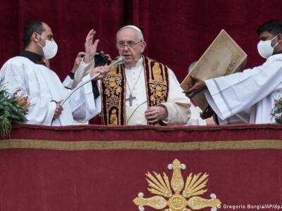 Urbi et Orbi: папа Францішак заклікаў да дыялогу для вырашэння сусветных канфліктаў