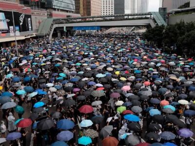 У Ганконгу адбываюцца выбары без апазіцыі