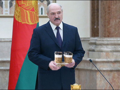 Лукашэнка пра перамовы «нармандскай чацвёркі»: елі яечню, малочныя прадукты, выпілі некалькі вёдраў кавы