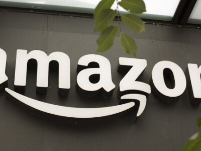 Еўрадэпутаты заклікаюць Amazon спыніць продаж савецкай сімволікі