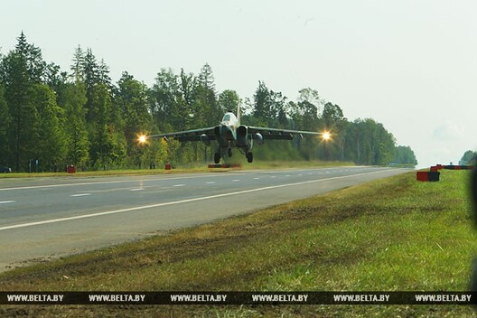 8/22 000022_719e7eeb621b14674325818700222878_520319.jpg