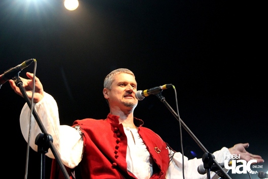 Зміцер Сасноўскі на Дударскім фэсце. 2017 год. Зміцер Сасноўскі на Дударскім фэсце. 2017 год.