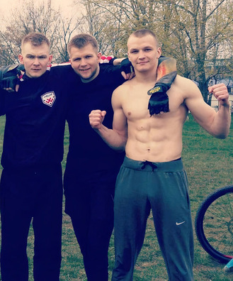 Алесь, Станіслаў і Ян Папковічы (злева направа). Фота: асабісты архіў сям’і Папковіч Алесь, Станіслаў і Ян Папковічы (злева направа). Фота: асабісты архіў сям’і Папковіч