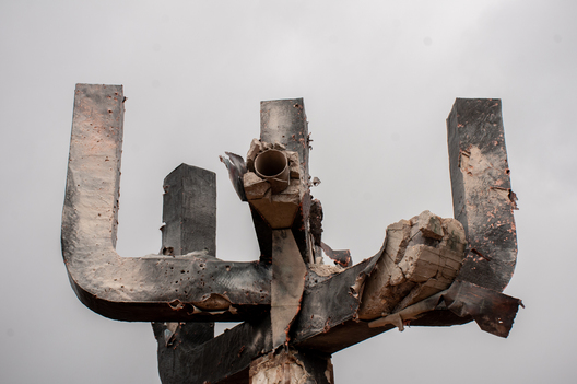 1129171.jpg 1129171.jpg