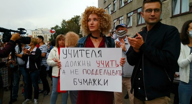 Як на законных падставах не аддаваць дзіця ў дзяржаўную школу? Як на законных падставах не аддаваць дзіця ў дзяржаўную школу?