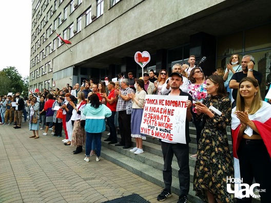 4/17 118353125_775607923176058_8310304613893389527_n_logo.jpg