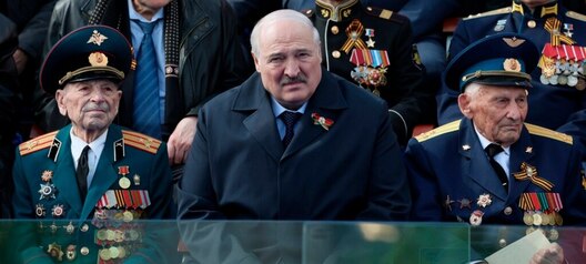 Лукашэнка на парадзе ў Маскве. Фота ТАСС Лукашэнка на парадзе ў Маскве. Фота ТАСС
