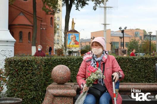 4/5 121645758_1204604466592218_2481298843410300319_n_logo.jpg