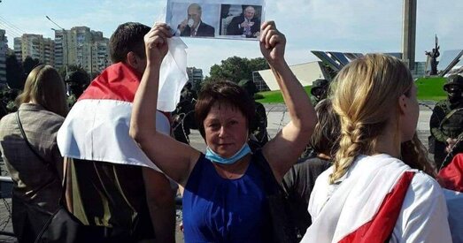 «Яны рагаталі з нас, здзекаваліся, называлі с*камі». Пенсіянерка распавяла пра сваё затрыманне