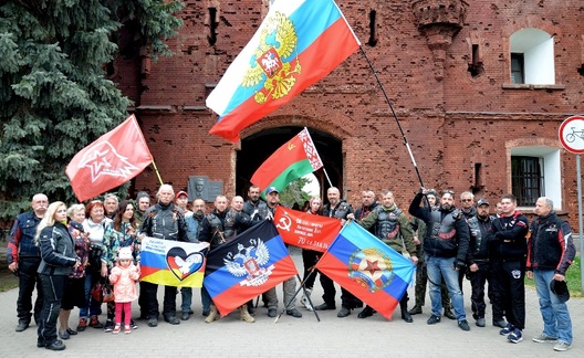 14_ambasada_4_ivaszyn.jpg 14_ambasada_4_ivaszyn.jpg