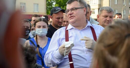 СМІ: Віктар і Эдуард Бабарыка ў ДФР. «Акуратна даюць паказанні»