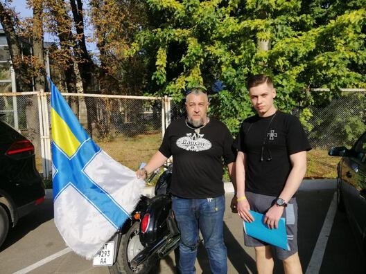 Турэмныя фельчара браліся за замкі, за краты, а потым лезлі ў раны, не надта дбаючы пра стэрыльнасць / Андрэй Эйдэр з бацькам Турэмныя фельчара браліся за замкі, за краты, а потым лезлі ў раны, не надта дбаючы пра стэрыльнасць / Андрэй Эйдэр з бацькам