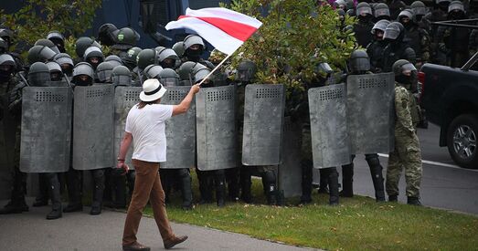 Апытанне SATIO: Бізнесу трэба развязанне палітычнага крызісу