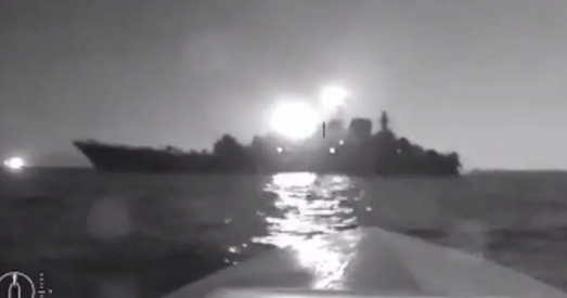 Украінскі марскі дрон пашкодзіў рускі дэсантны карабель