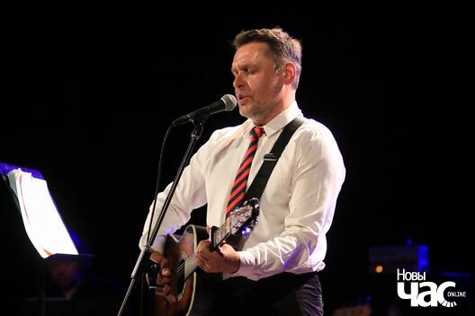 11/27 18721300_10213042788845859_968560864_o_logo.jpg