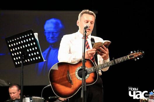 13/27 18762334_10213042817486575_62882178_n_logo.jpg