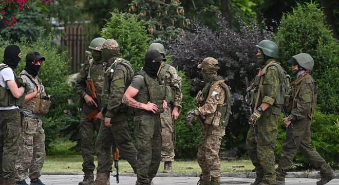 ПВК "Вагнер" нясе пагрозу для мірнага насельніцтва Беларусі У Расіі «вагнераўцы» пайшлі ўразнос. Беларусь наступная?