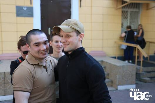 5/8 19553975_10213382287013101_3415647945853828697_n_logo.jpg